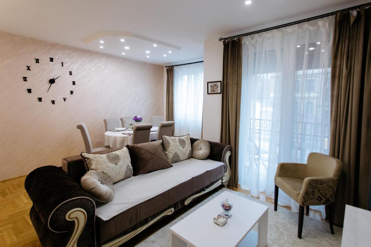 Apartman Kristina 4* Subotica Exterior photo